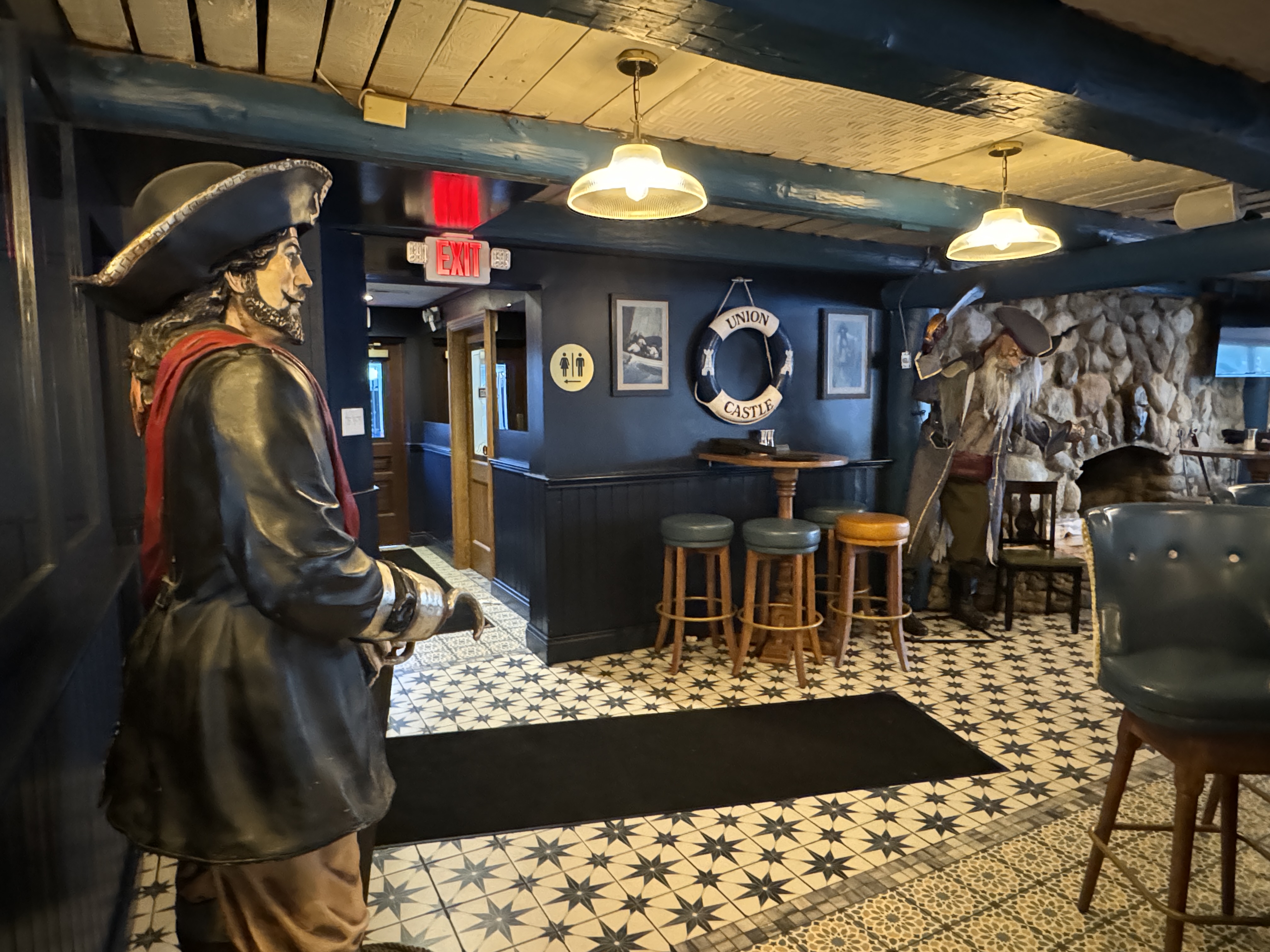 Pirates Cove Restaurant and Dock Bar