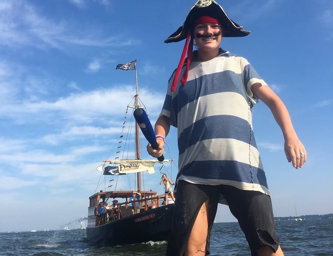 Water Cruises & Boat Rides