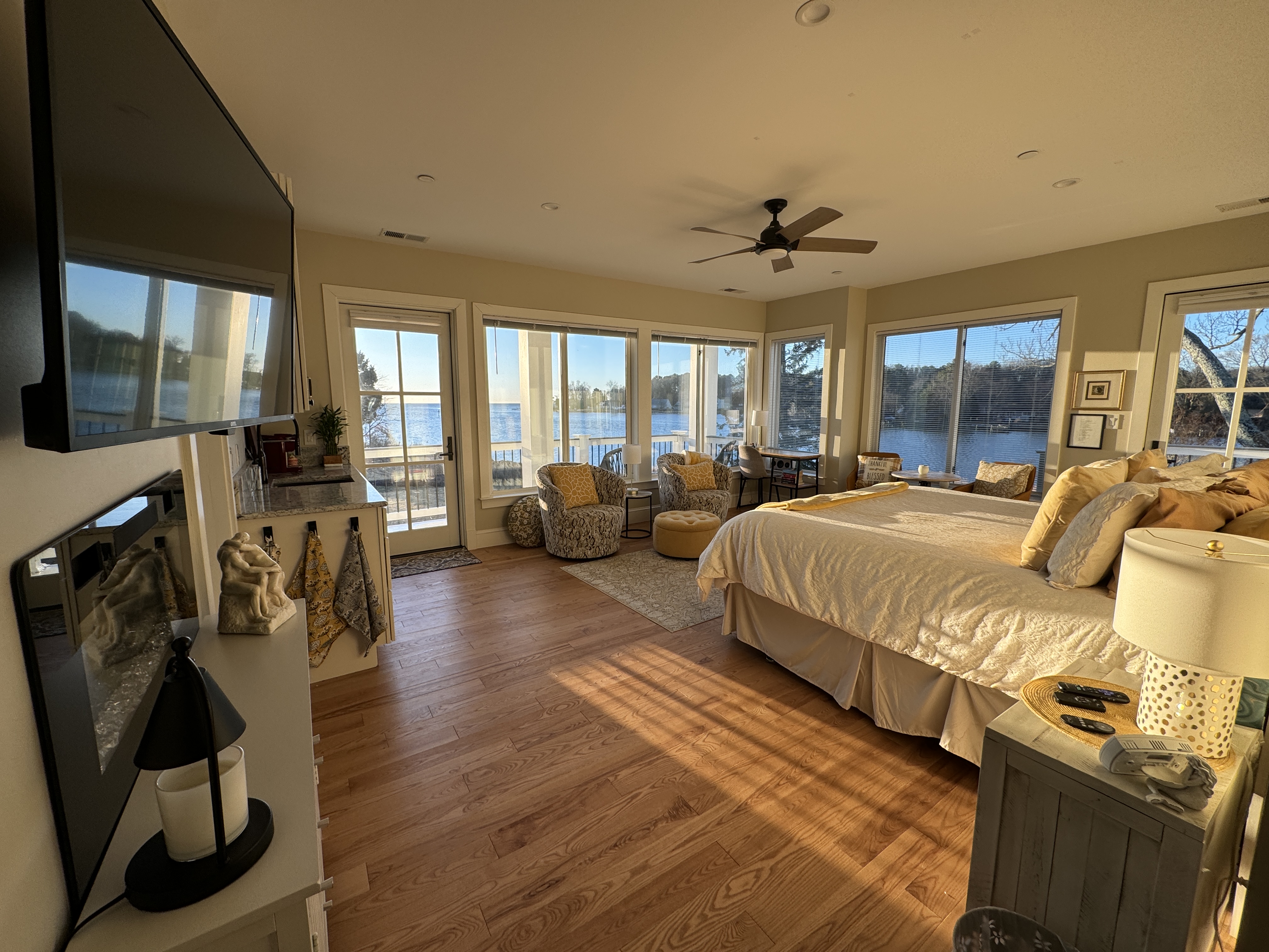 An Inside Look at the Sunrise Suite at Chesapeake Paradise